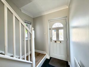 Entrance Hallway- click for photo gallery